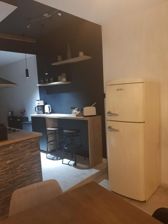 Le J&J Appartement Spacieux Climatise En Centre Ville سُت المظهر الخارجي الصورة