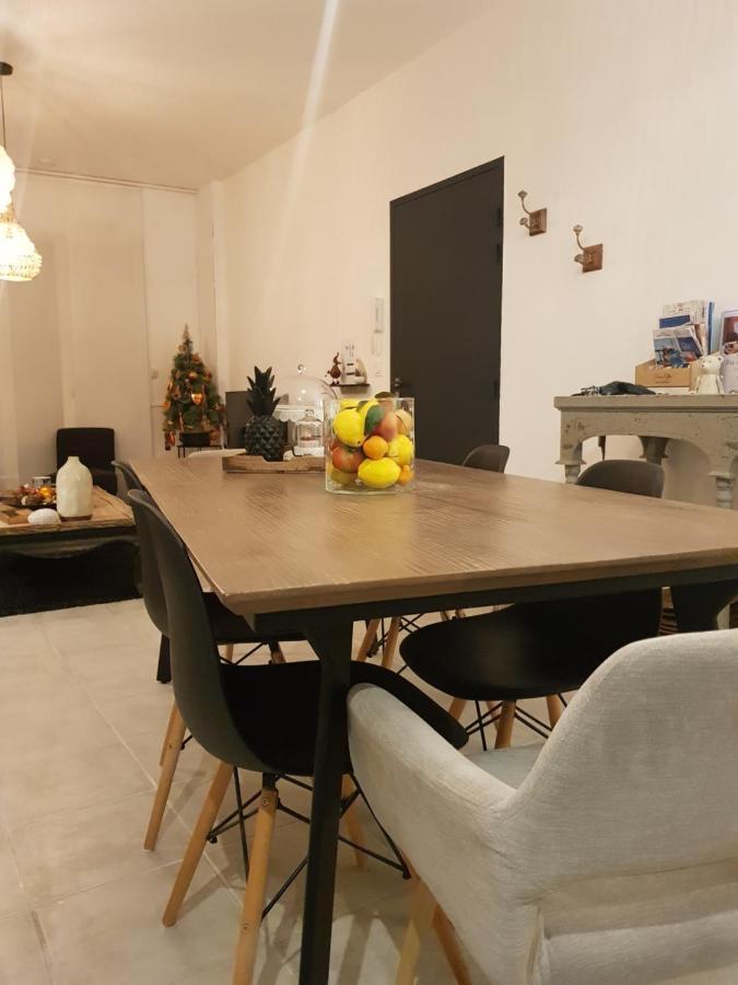 Le J&J Appartement Spacieux Climatise En Centre Ville سُت المظهر الخارجي الصورة